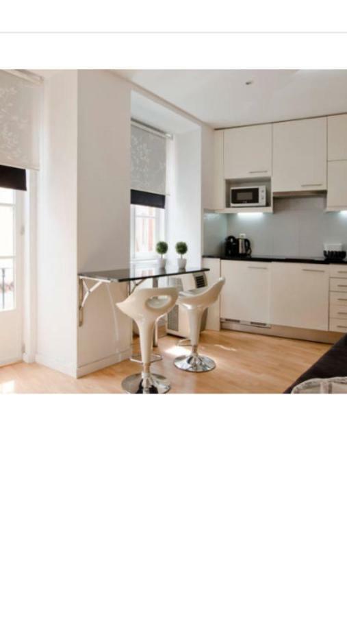Apartment Beco Das Farinhas Lissabon Buitenkant foto